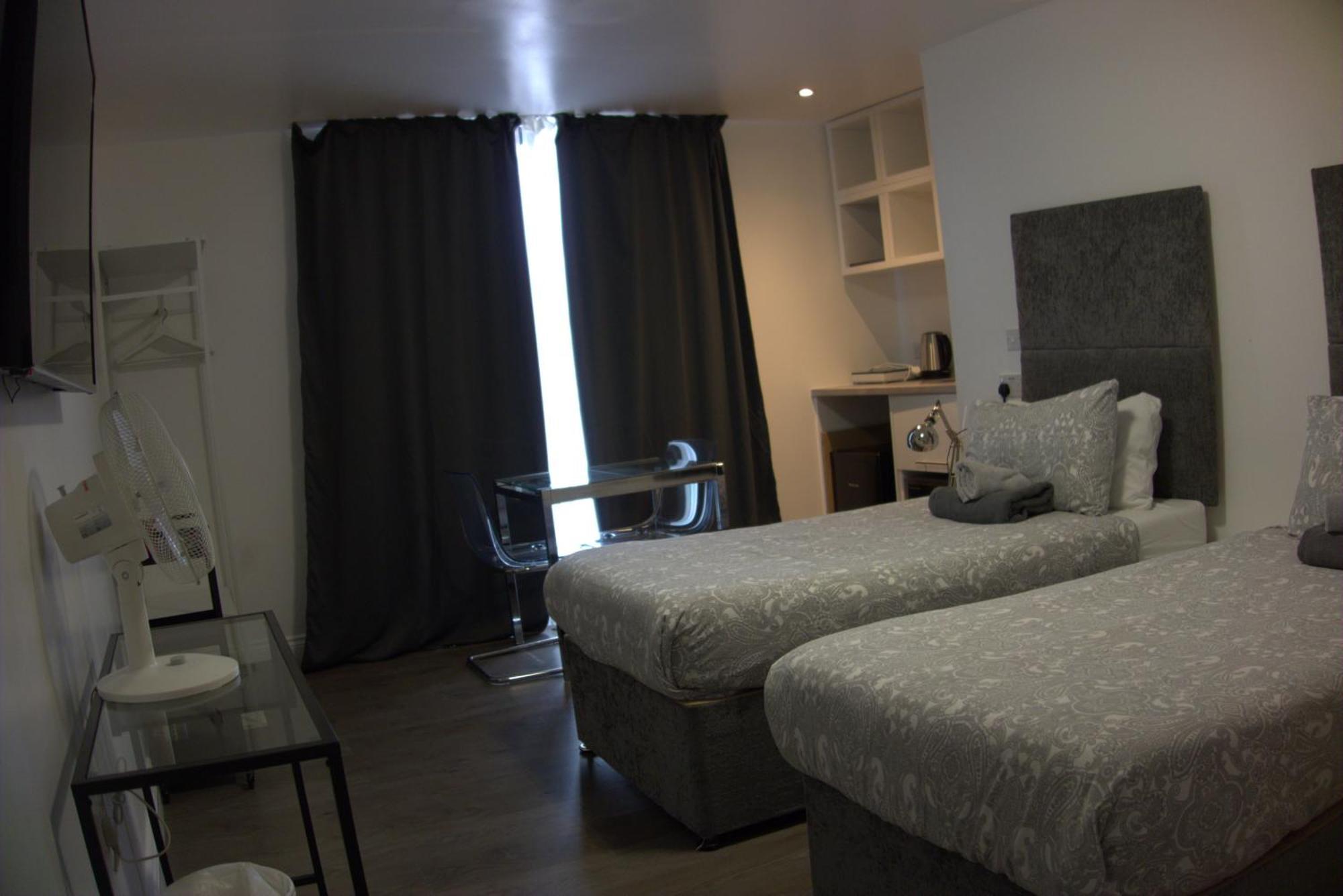 Abbey Point Hotel Γουέμπλεϊ Εξωτερικό φωτογραφία