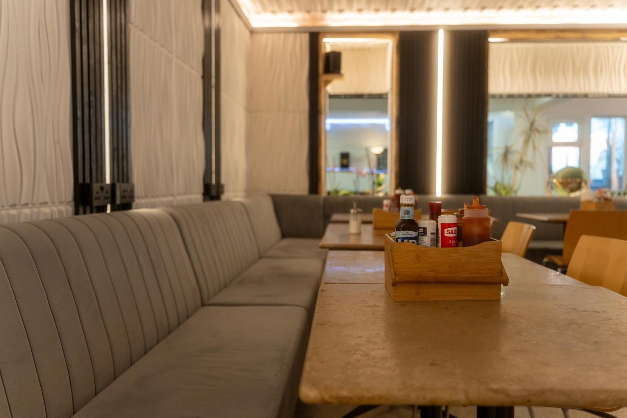 Abbey Point Hotel Γουέμπλεϊ Εξωτερικό φωτογραφία