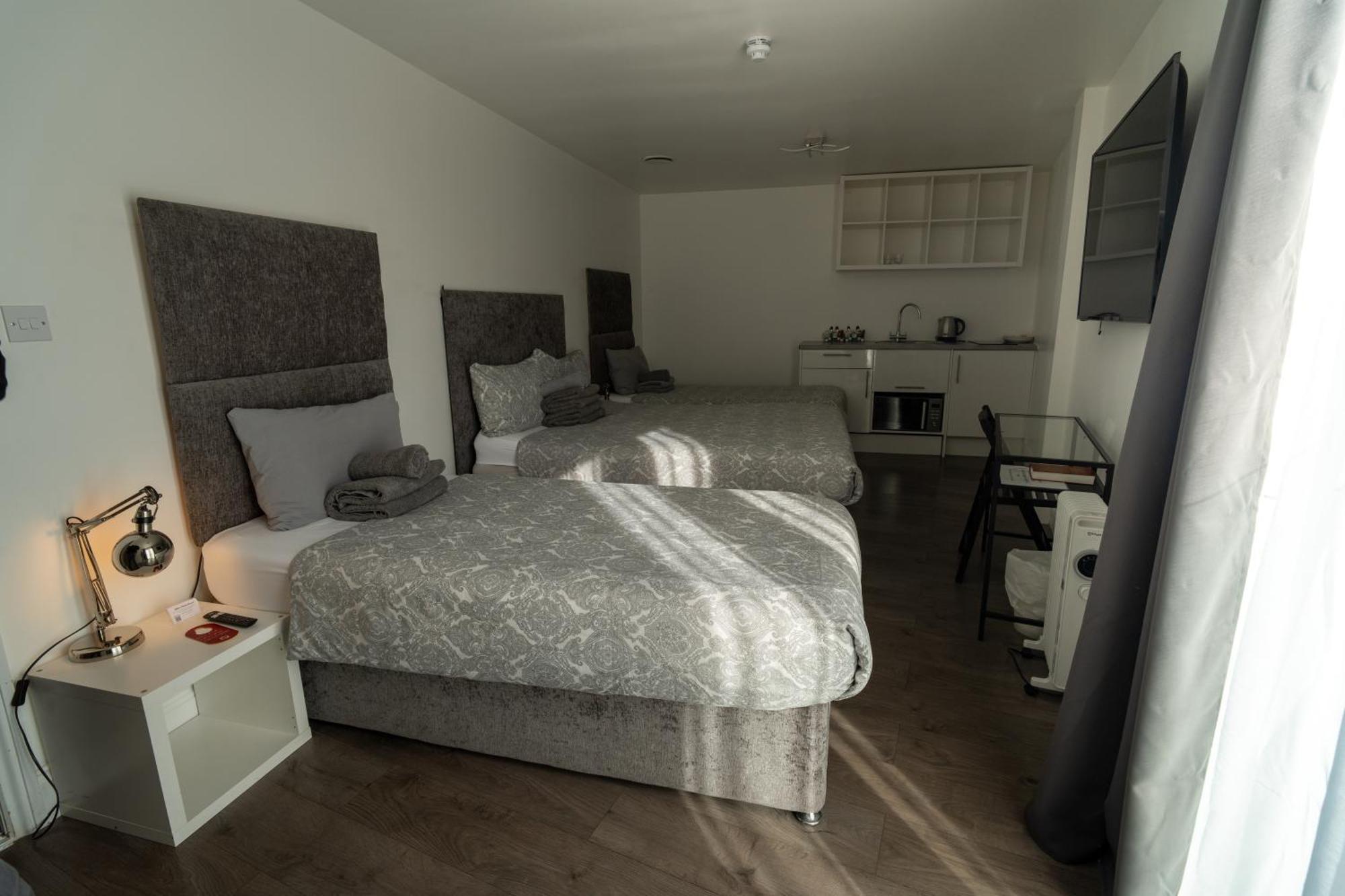 Abbey Point Hotel Γουέμπλεϊ Εξωτερικό φωτογραφία