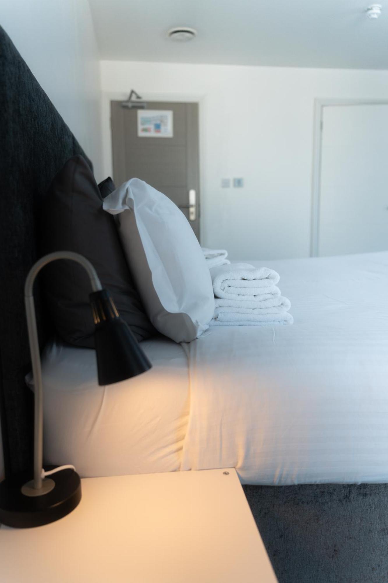 Abbey Point Hotel Γουέμπλεϊ Εξωτερικό φωτογραφία