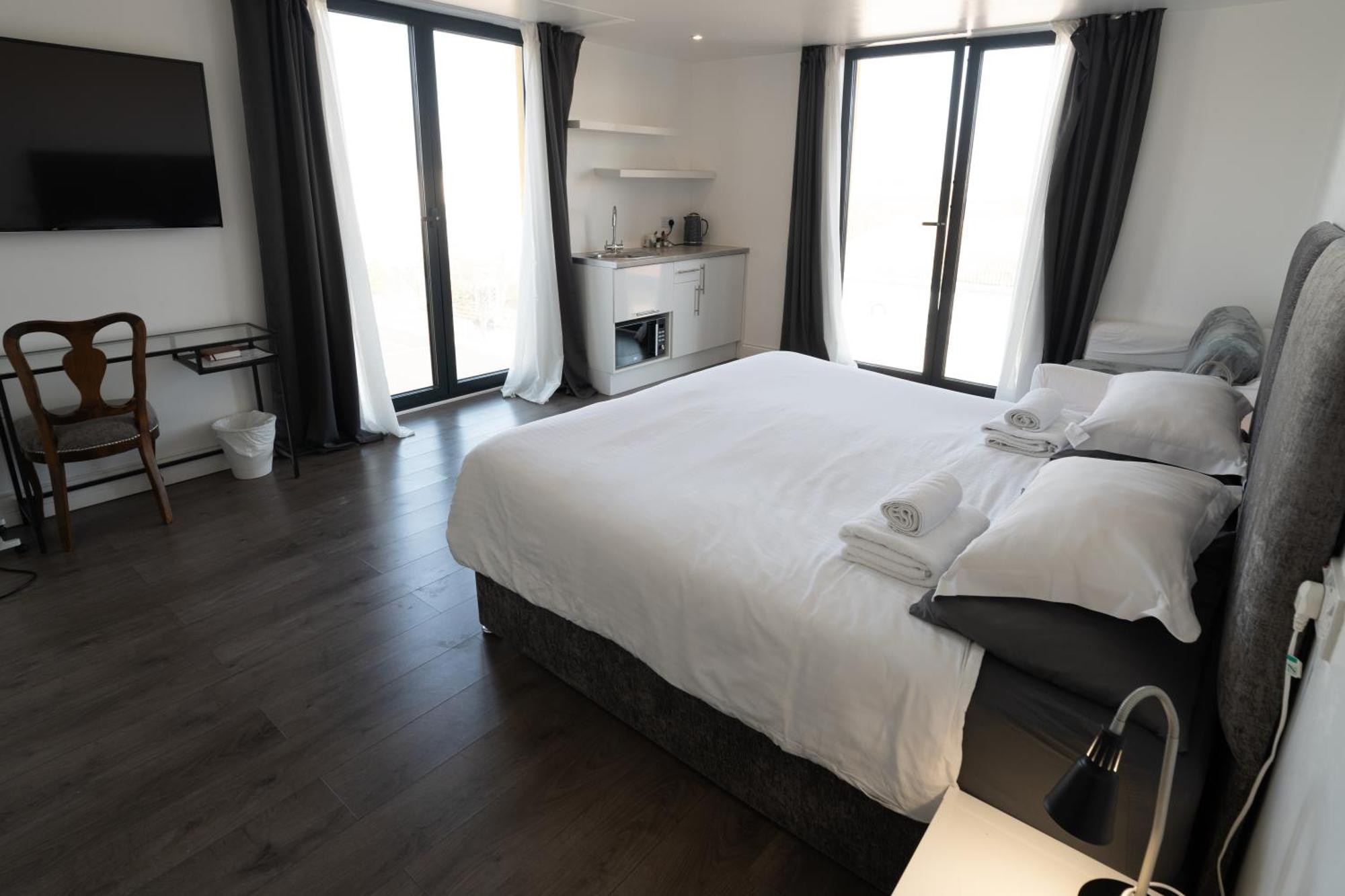 Abbey Point Hotel Γουέμπλεϊ Εξωτερικό φωτογραφία